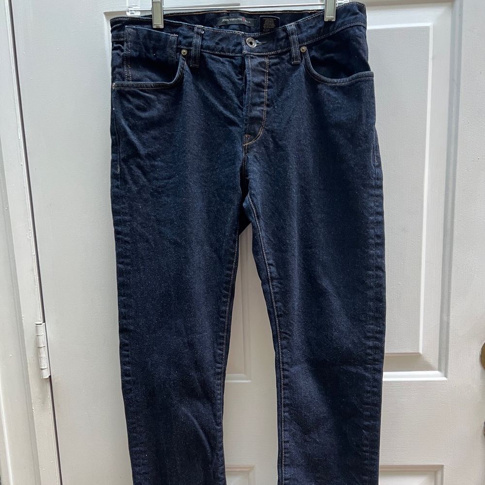 John Varvatos 31R Jeans. Button Fly.